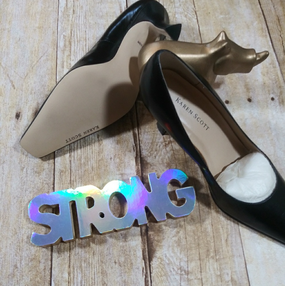 4/25 SALE Karen Scott Work Heels size 6.5 - Picture 3 of 5
